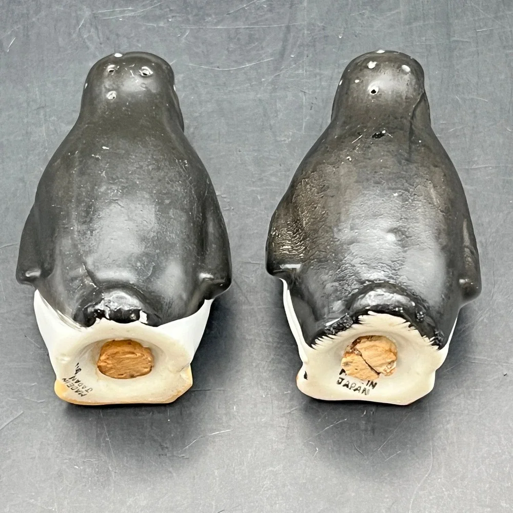 Penguin Salt & Pepper Shakers Vtg Pair Made‎ in Japan Ceramic Blue Beak 3